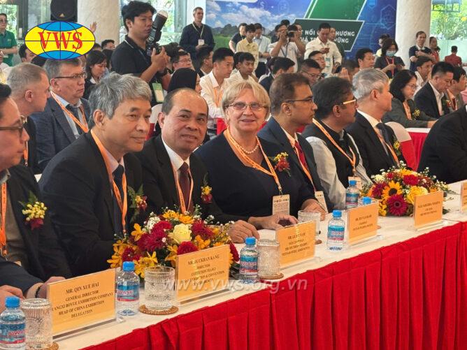 Hợp Tác Chiến Lược Việt - Nga: VWS và RWS Ký Kết Thỏa Thuận hợp tác tại Metal & Weld 2025 4 Khai mạc VWS